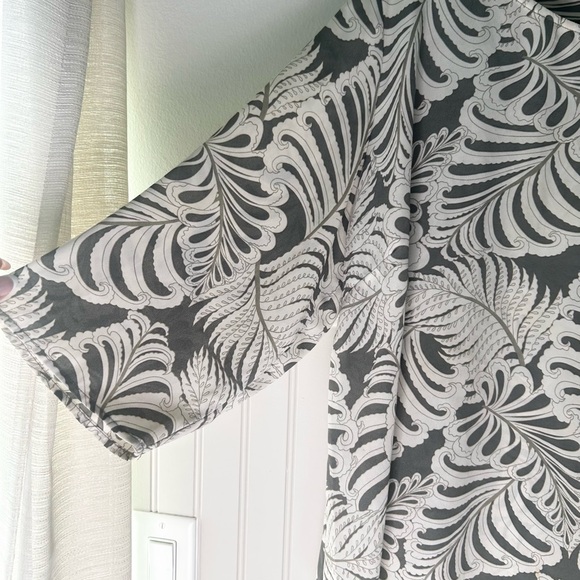 Chic Soyaconcept XXL Cream Green Leaf Pattern Women's Blouse - Picture 4 of 6